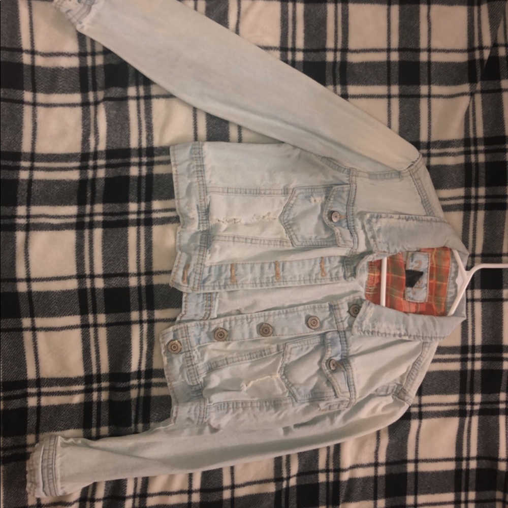 Rue 21 cropped denim jacket